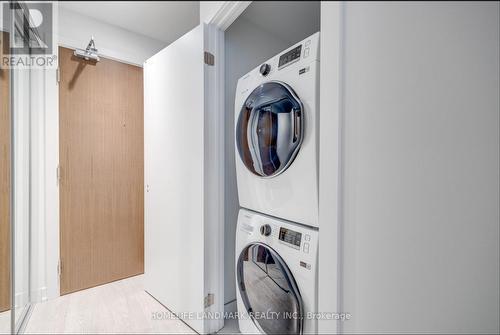 3005 - 1928 Lake Shore Boulevard W, Toronto, ON - Indoor Photo Showing Laundry Room