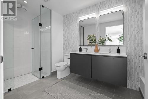 701 - 1414 Bayview Avenue, Toronto, ON - Indoor Photo Showing Bathroom