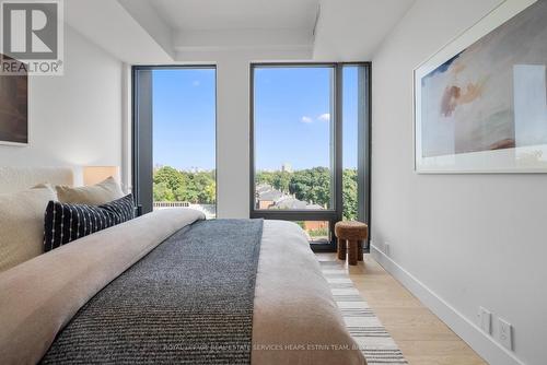 604 - 1414 Bayview Avenue, Toronto, ON - Indoor Photo Showing Bedroom