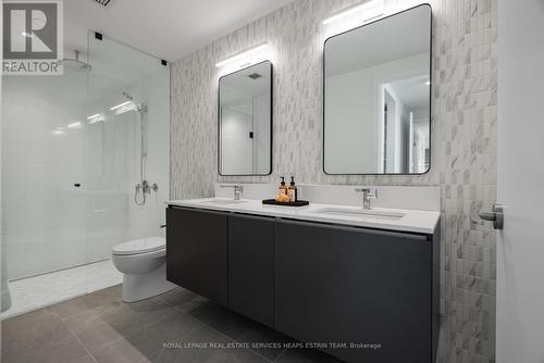 604 - 1414 Bayview Avenue, Toronto, ON - Indoor Photo Showing Bathroom