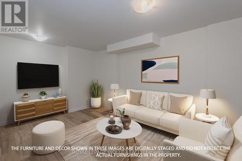 3 - 445 Pioneer Drive, Kitchener, ON - Indoor Photo Showing Living Room