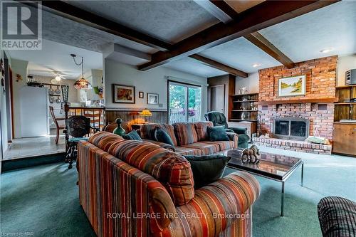 48 Prince Charles Drive, St. Catharines, ON - Indoor Photo Showing Living Room With Fireplace