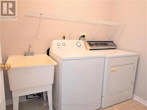 1278 Sandpiper Road N, Oakville, ON - Indoor Photo Showing Laundry Room