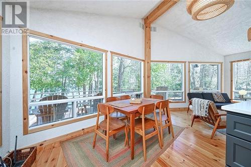 407 Northover Road, Perth, ON - Indoor Photo Showing Dining Room