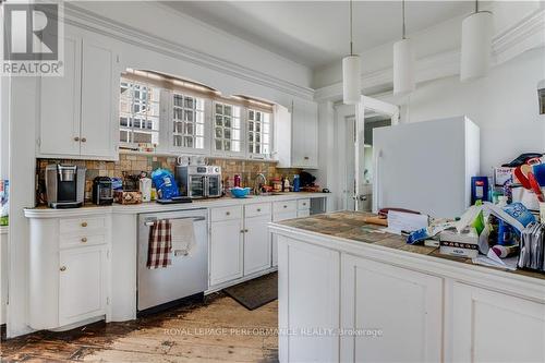 511 Main Street E, Prescott And Russell, ON - Indoor Photo Showing Kitchen