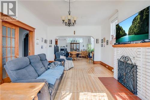 511 Main Street E, Prescott And Russell, ON - Indoor Photo Showing Living Room With Fireplace