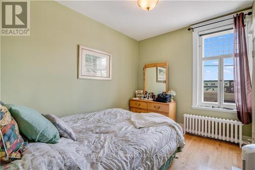 511 Main Street E, Prescott And Russell, ON - Indoor Photo Showing Bedroom