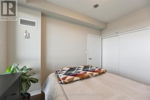 1606 - 1328 Birchmount Road, Toronto, ON - Indoor Photo Showing Bedroom