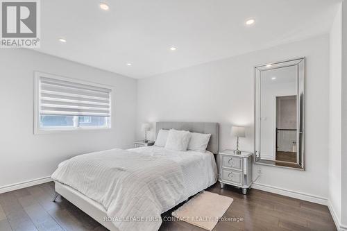 82 Lyfytt Crescent, Barrie, ON - Indoor Photo Showing Bedroom