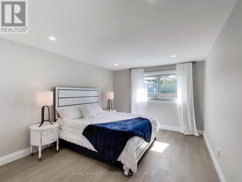 3275 Masthead Crescent, Mississauga, ON - Indoor Photo Showing Bedroom