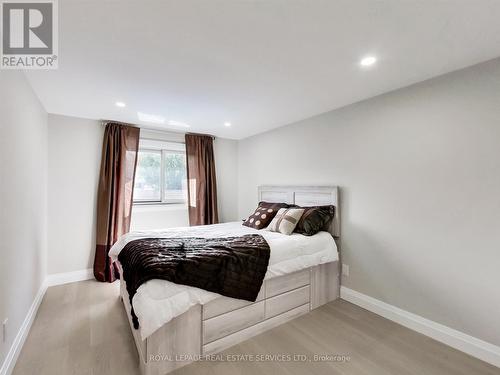 3275 Masthead Crescent, Mississauga, ON - Indoor Photo Showing Bedroom