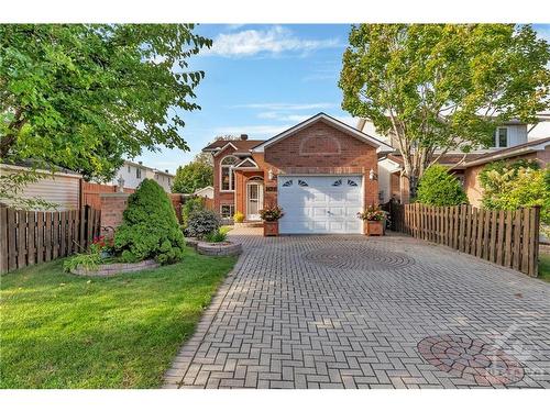 1694 Toulouse Crescent, Ottawa, ON 