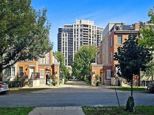 759-5 Everson Dr, Toronto, ON - Outdoor With Facade