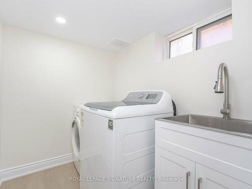 139 Gladstone Ave, Oshawa, ON - Indoor Photo Showing Laundry Room