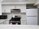 Lower-134 Willow Lane, Newmarket, ON  - Indoor Photo Showing Kitchen 