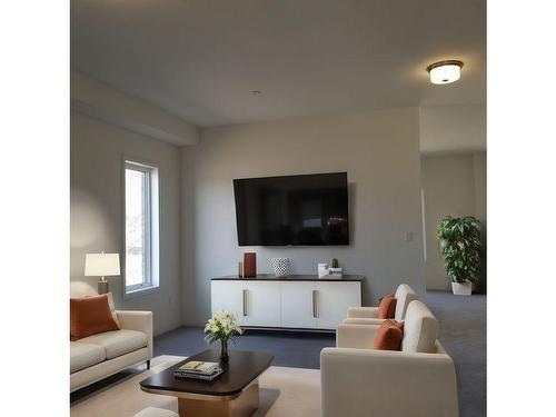 95 Macklin St, Brantford, ON - Indoor Photo Showing Living Room