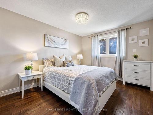 3 Borodino Crt, Hamilton, ON - Indoor Photo Showing Bedroom