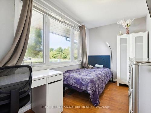 225B Cedarbrae Ave, Waterloo, ON - Indoor Photo Showing Bedroom