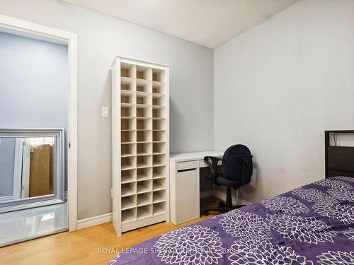 225B Cedarbrae Ave, Waterloo, ON - Indoor Photo Showing Bedroom