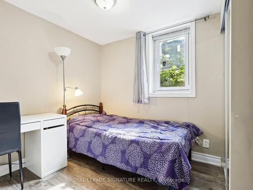 225B Cedarbrae Ave, Waterloo, ON - Indoor Photo Showing Bedroom