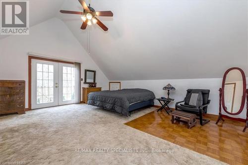 4264 Lakeview Drive, Ramara, ON - Indoor Photo Showing Bedroom