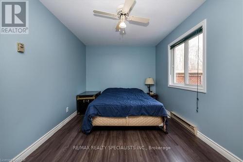 4264 Lakeview Drive, Ramara, ON - Indoor Photo Showing Bedroom