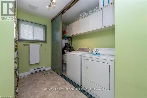 4264 Lakeview Drive, Ramara, ON - Indoor Photo Showing Laundry Room