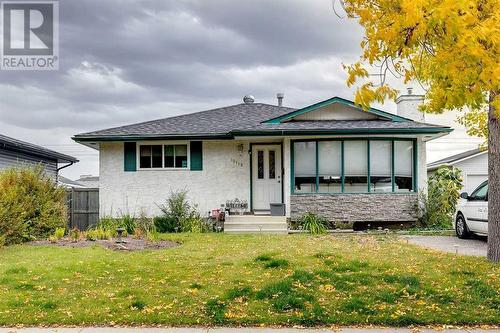 12112 Canfield Road Sw, Calgary, AB - Outdoor