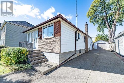 205 Ivon Avenue, Hamilton, ON - Outdoor With Exterior