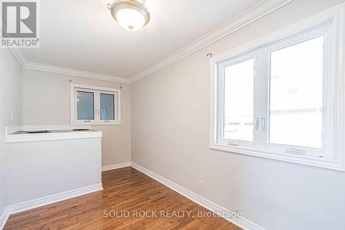 205 Ivon Avenue, Hamilton, ON - Indoor Photo Showing Other Room