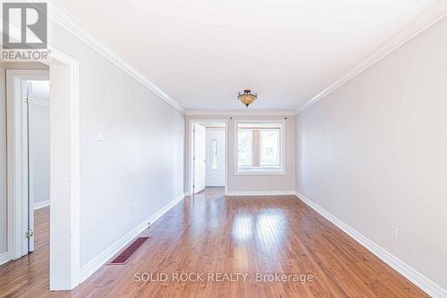 205 Ivon Avenue, Hamilton, ON - Indoor Photo Showing Other Room