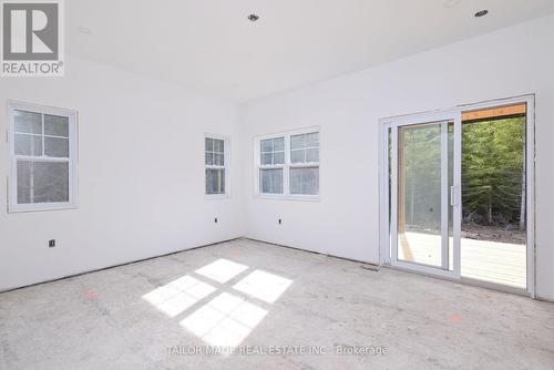 537266 Main Street, Melancthon, ON - Indoor Photo Showing Other Room