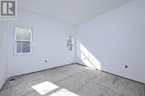 537266 Main Street, Melancthon, ON - Indoor Photo Showing Other Room