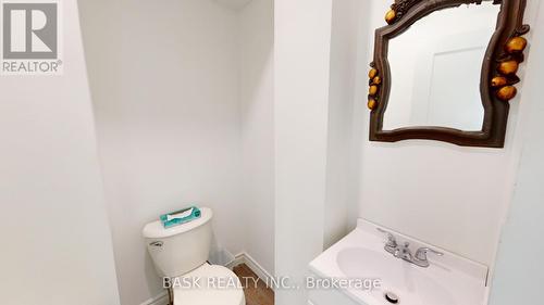 42 Shanley Street, Kitchener, ON - Indoor Photo Showing Bathroom