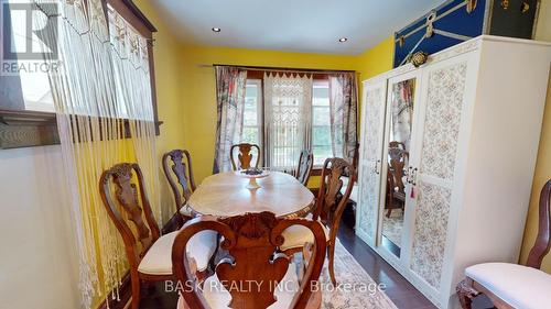 42 Shanley Street, Kitchener, ON - Indoor Photo Showing Dining Room