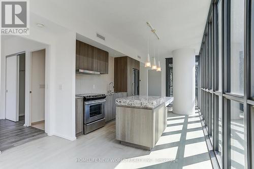 406 - 101 Charles Street E, Toronto, ON - Indoor Photo Showing Kitchen