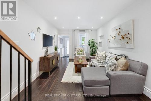 105 Bastedo Avenue, Toronto, ON - Indoor Photo Showing Living Room