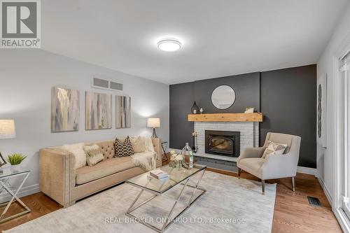 435 Kerrybrook Drive, Richmond Hill, ON 