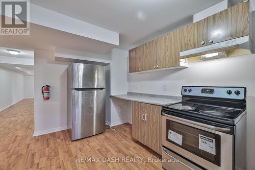 29 Beachpoint Boulevard, Brampton, ON - Indoor Photo Showing Kitchen