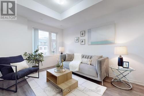 30 - 225 Birmingham Street, Toronto, ON - Indoor Photo Showing Living Room