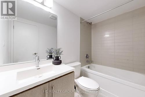 30 - 225 Birmingham Street, Toronto, ON - Indoor Photo Showing Bathroom