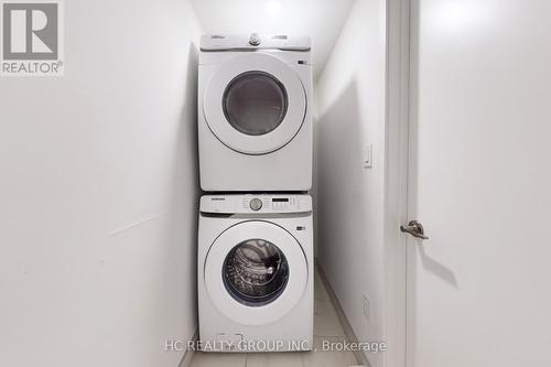 30 - 225 Birmingham Street, Toronto, ON - Indoor Photo Showing Laundry Room