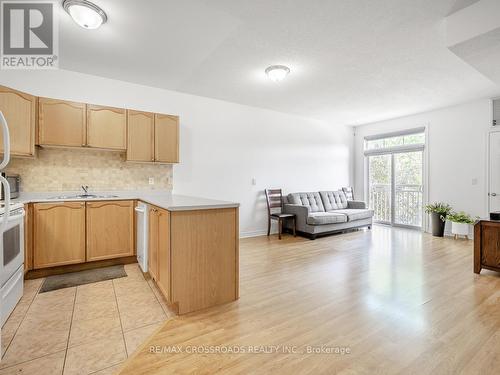 19 - 38 Gibson Avenue, Toronto, ON - Indoor Photo Showing Kitchen With Double Sink