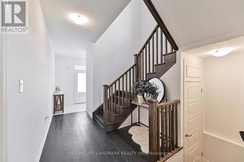 1237 Muskoka Heights, Milton, ON - Indoor Photo Showing Other Room