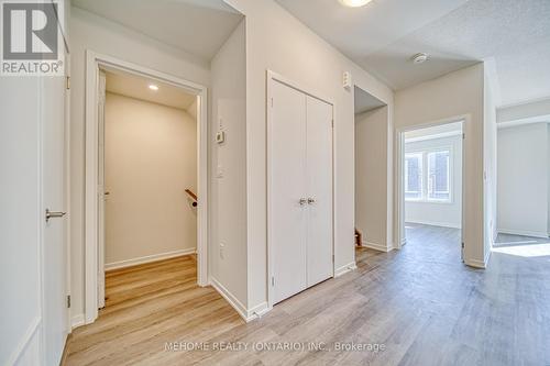 121 Honeycrisp Crest Way, Vaughan, ON - Indoor Photo Showing Other Room