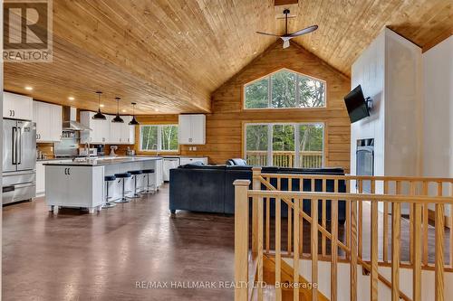 511 Brethour Road, Hastings Highlands, ON - Indoor Photo Showing Kitchen