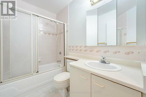 208 - 3050 Ellesmere Road, Toronto, ON - Indoor Photo Showing Bathroom