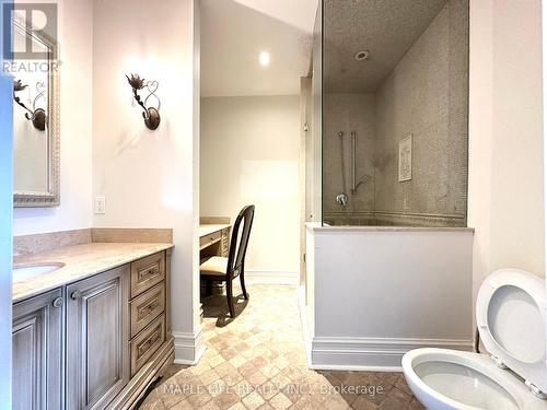 16 Brian Cliff Drive, Toronto, ON - Indoor Photo Showing Bathroom