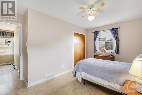 2nd photo of the Primary bedroom. - 526 Mutual Street, Ottawa, ON - Indoor Photo Showing Bedroom