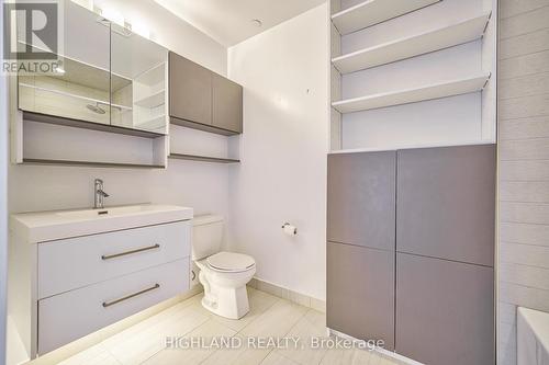 4202 - 403 Church Street, Toronto, ON - Indoor Photo Showing Bathroom